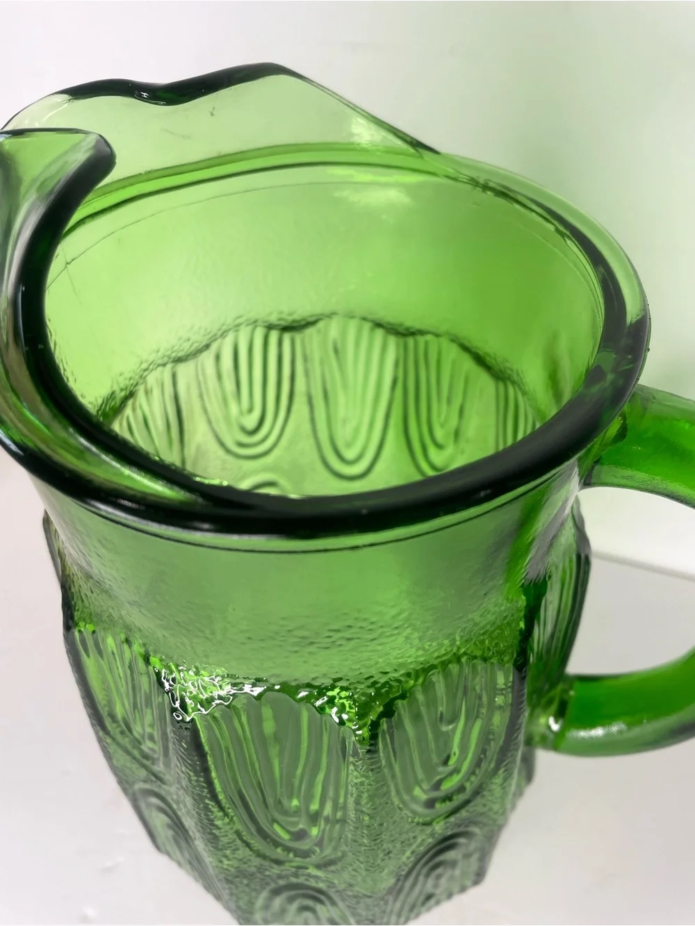 Vintage Green Glass Anchor Hocking Fingerprint Thumbprint Pitcher 2 Qts
